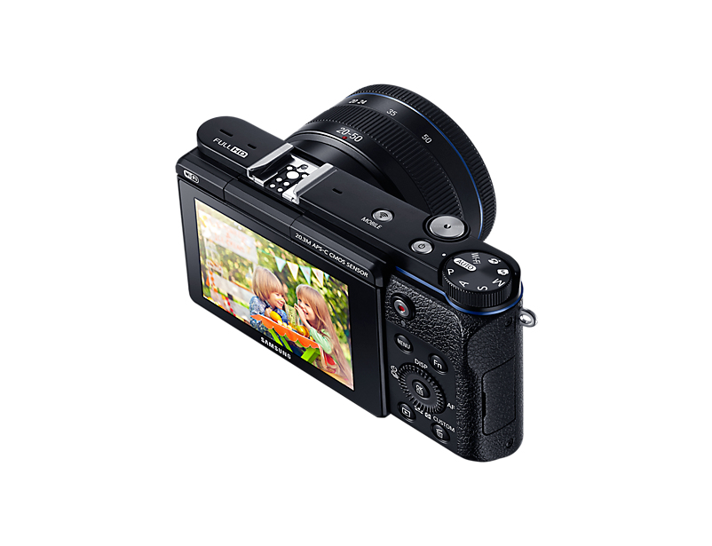 Samsung NX3300 + 20-50mm – image 7