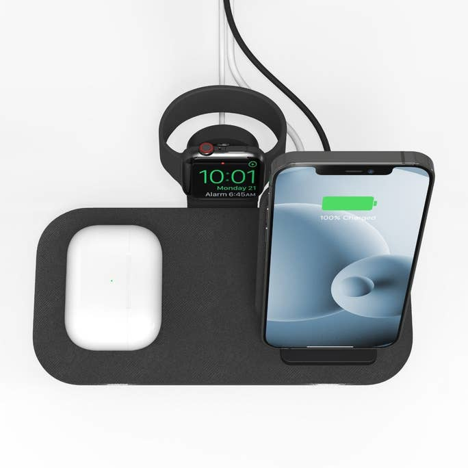 mophie wireless charging stand+ with EU Plug – image 3