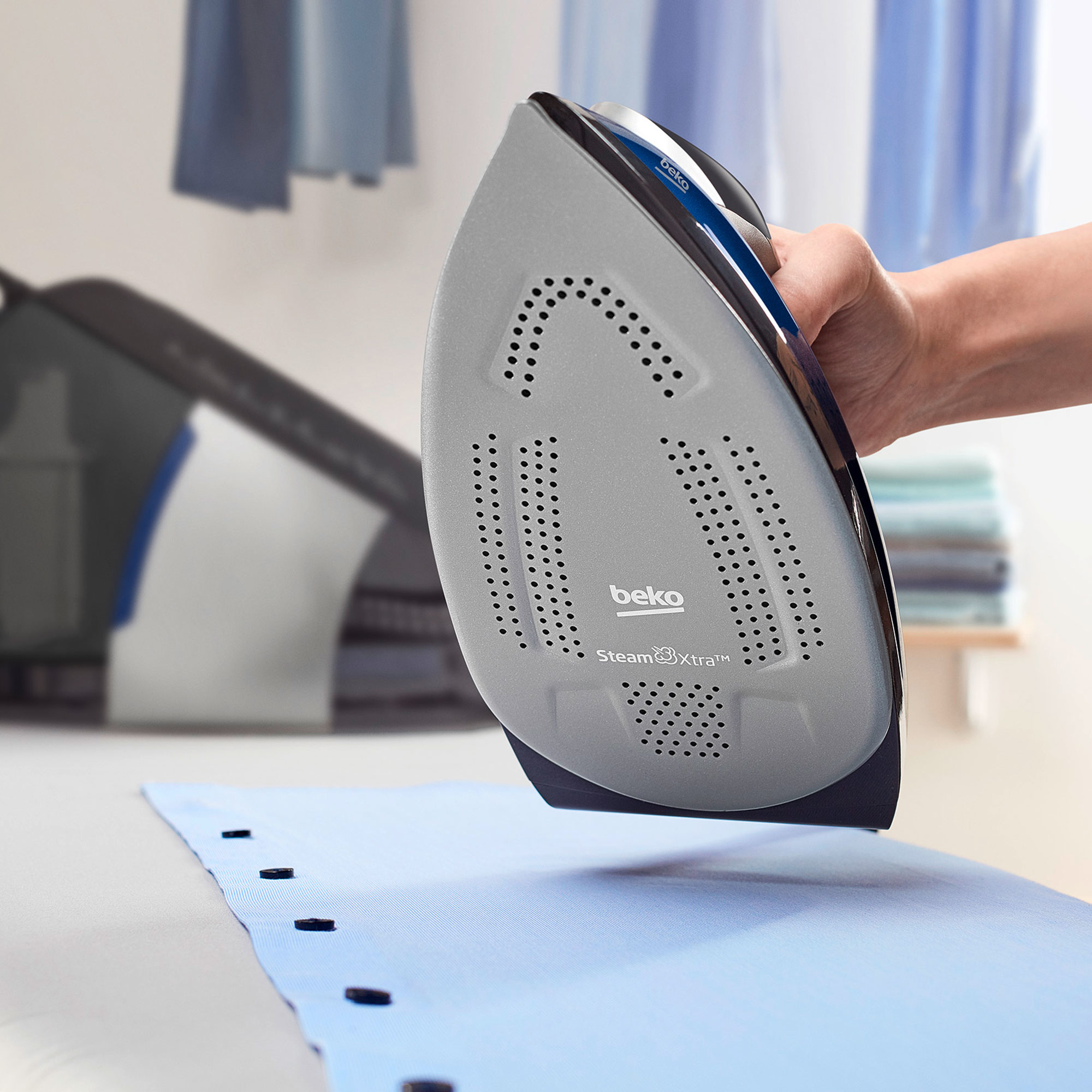 Beko SGA8328B Steam Generator Iron | SteamXtra – image 6