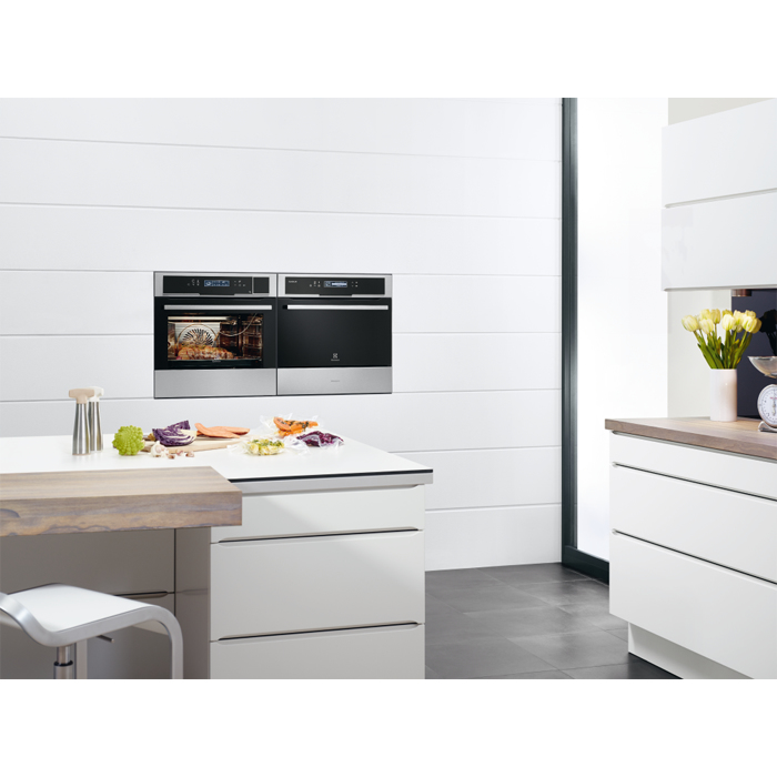 Electrolux EVD14900OX vacuum drawer Black – image 4