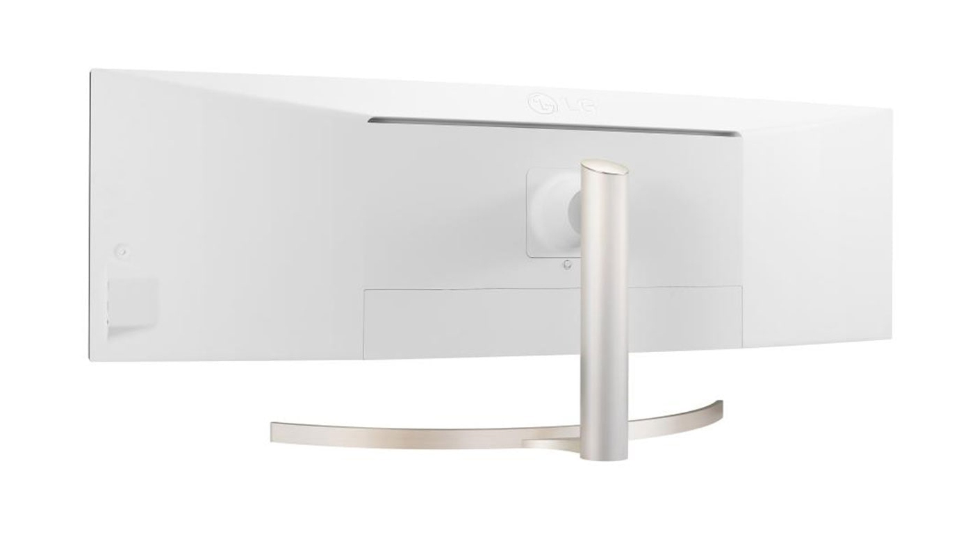 LG UltraWide computer monitor – image 6