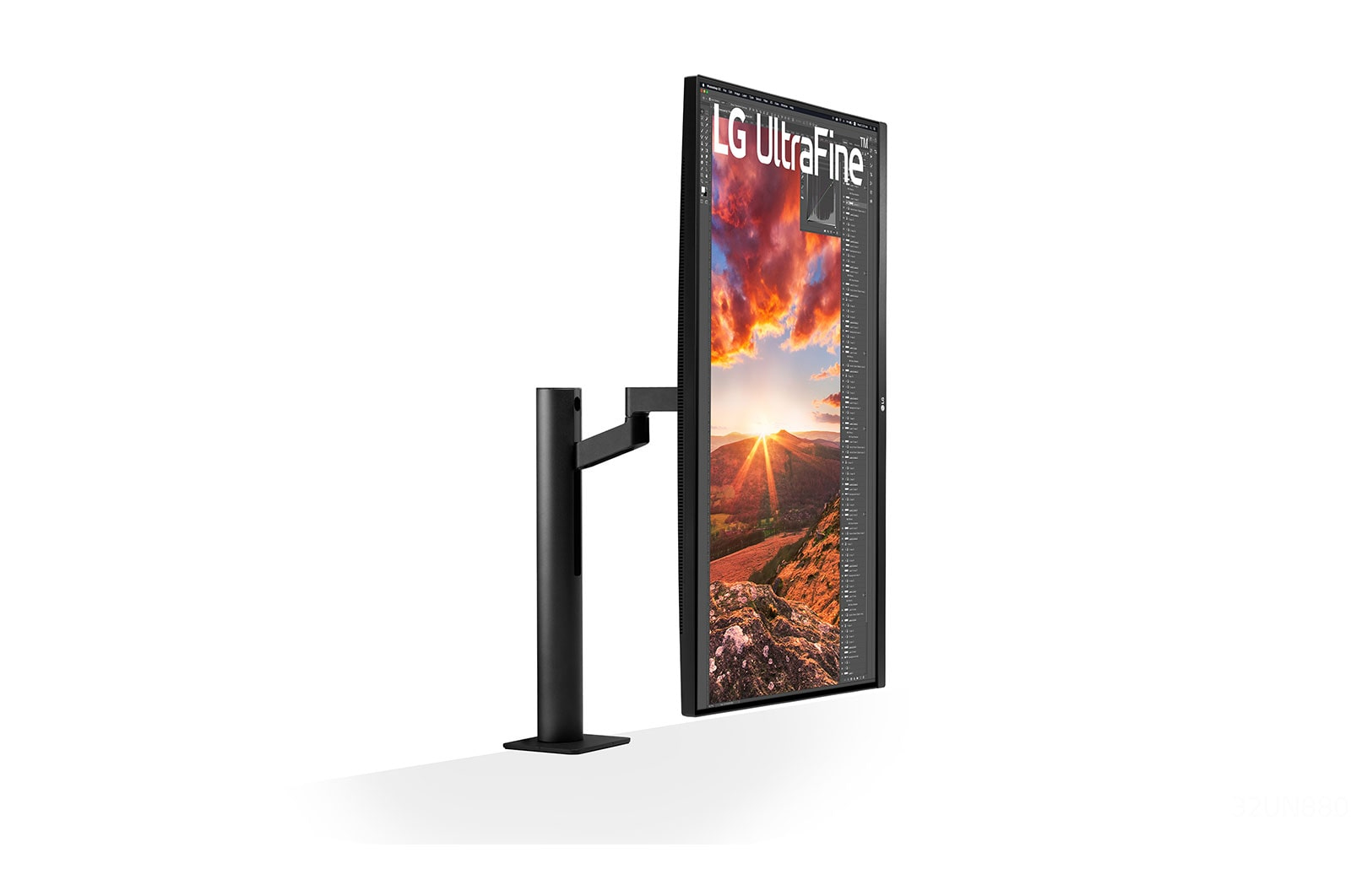 LG 32UN880-B computer monitor – image 4
