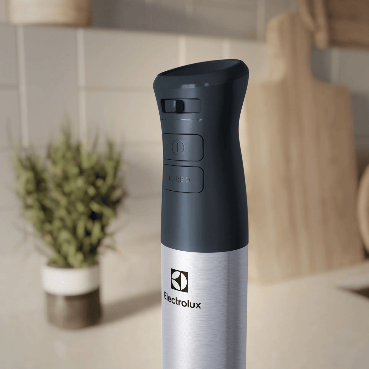 Electrolux E5HB2-8SS 0.7 L Immersion blender 1000 W Stainless steel – image 5