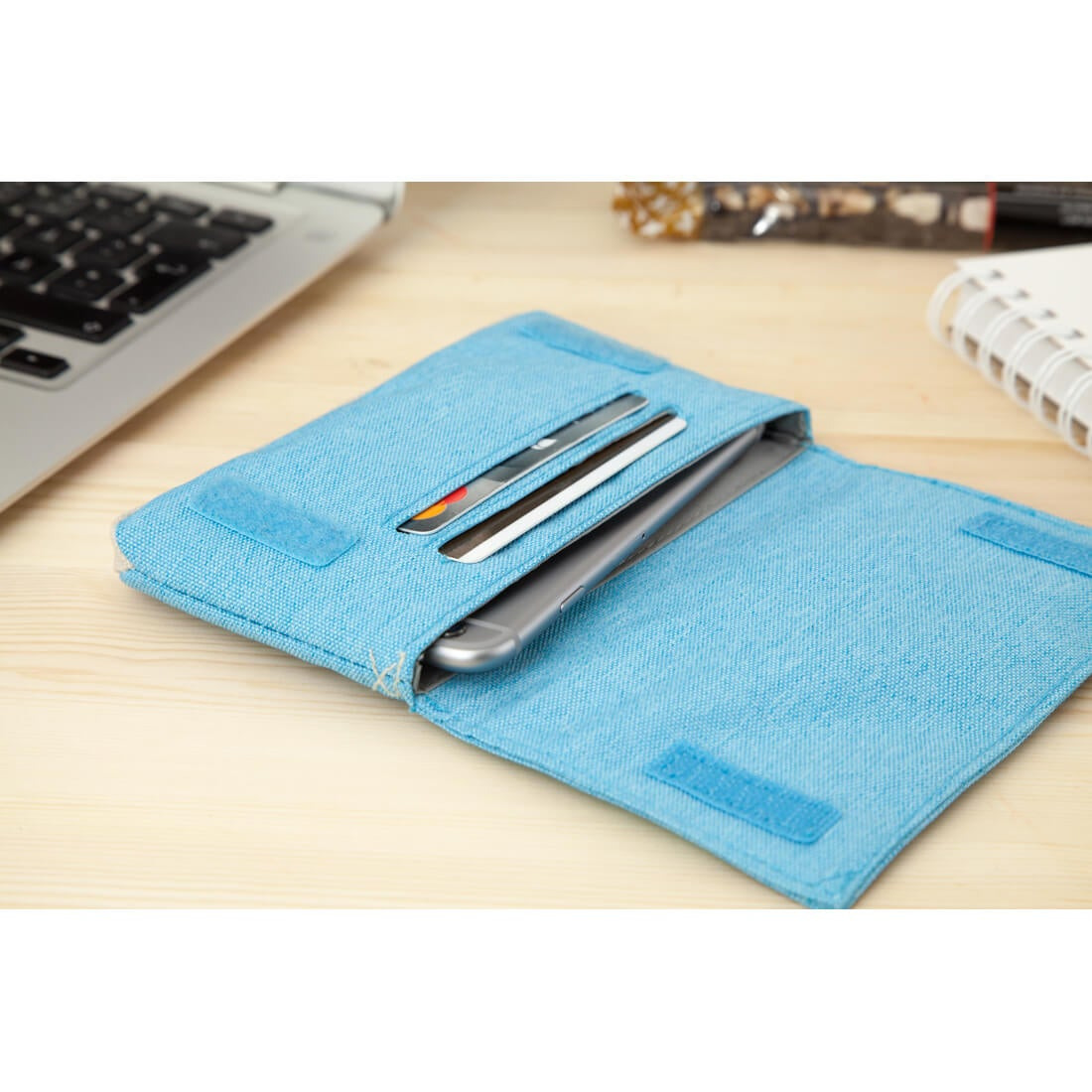 Golla 601334 mobile phone case – image 3