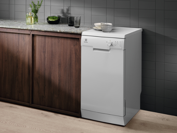 Electrolux ESA12110SW Freestanding 9 place settings – image 5