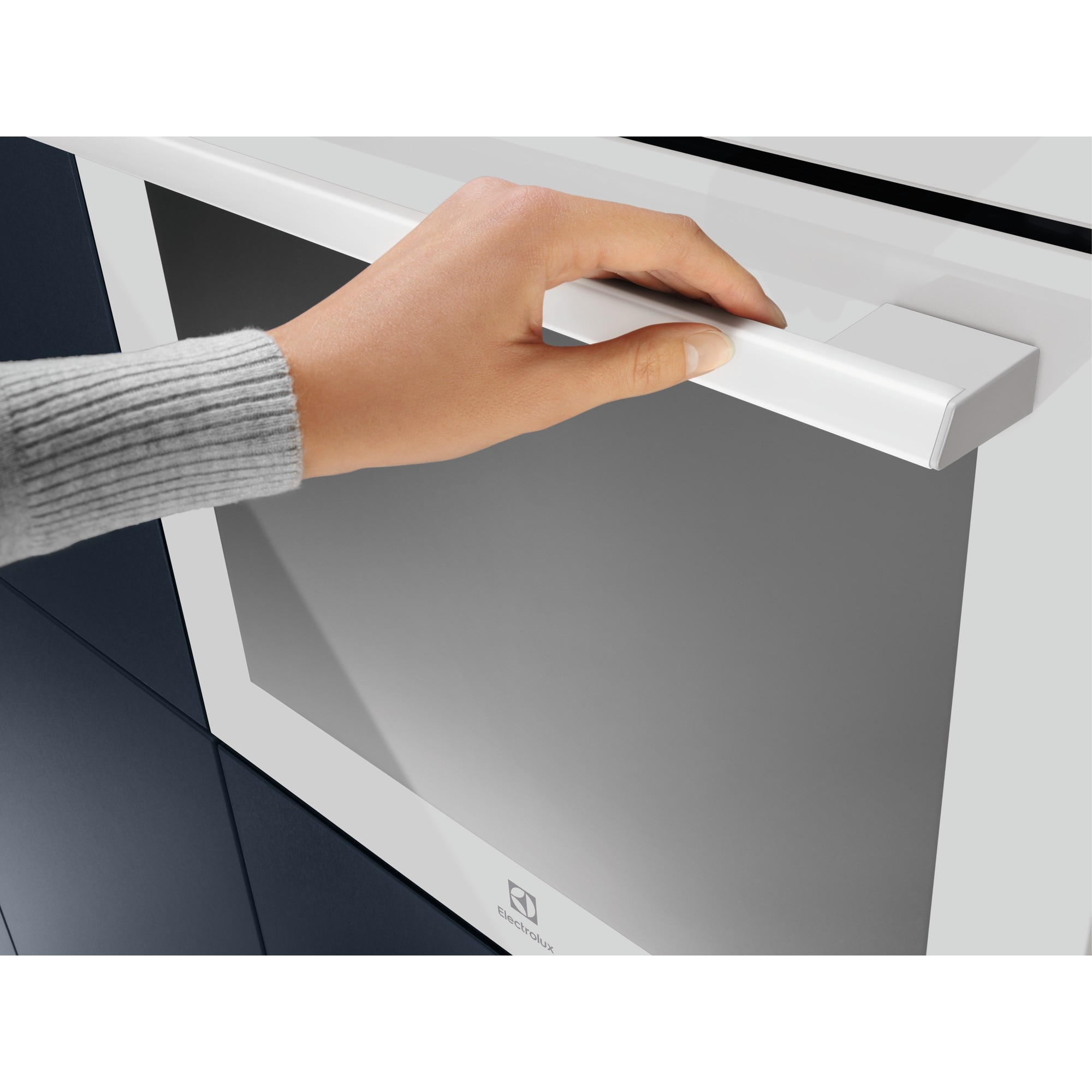Electrolux EOE8P31V 72 L 3480 W White – image 6