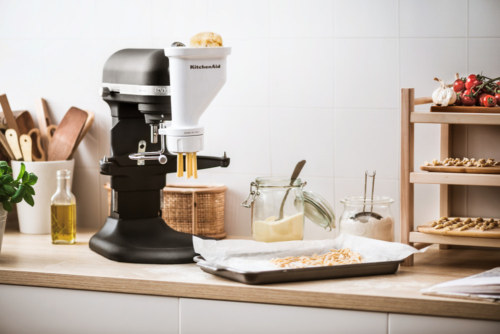 KitchenAid 5KSM7580XEBK Stand mixer – image 7