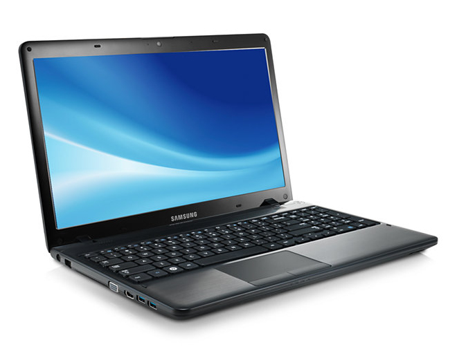 Samsung 3 NP355E5X AMD E E2-1800 Laptop – image 4