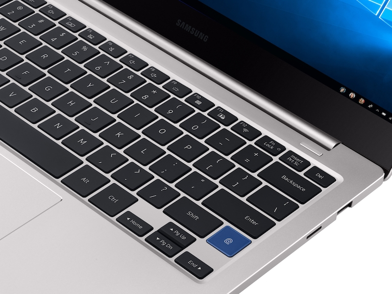 Samsung 7 NP730XBE Intel® Core™ i7 i7-8565U Laptop – image 6