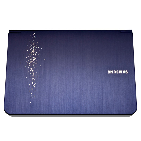 Samsung 9 900X3A-B05 Intel® Core™ i5 i5-2467M 33.8 cm (13.3") HD 4 GB DDR3-SDRAM 128 GB SSD Windows 7 Home Premium Blue – image 2