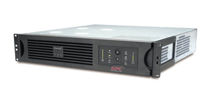 APC Smart UPS +PowC+ 700VA lact RM 2U Black
