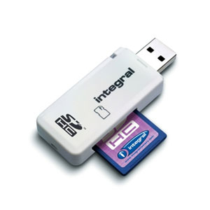Integral 4GB UltimaPro SDHC + Card Reader – image 2