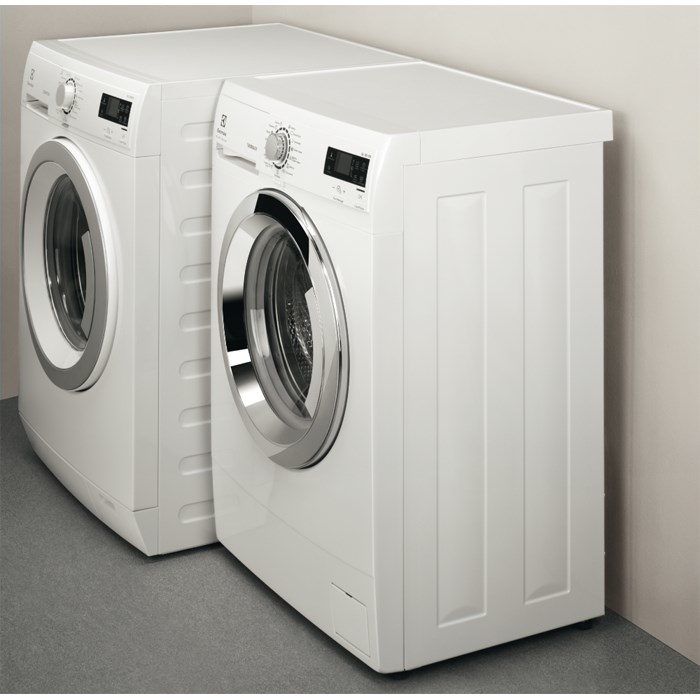 Electrolux EWS11074SDU washing machine Front-load – image 2