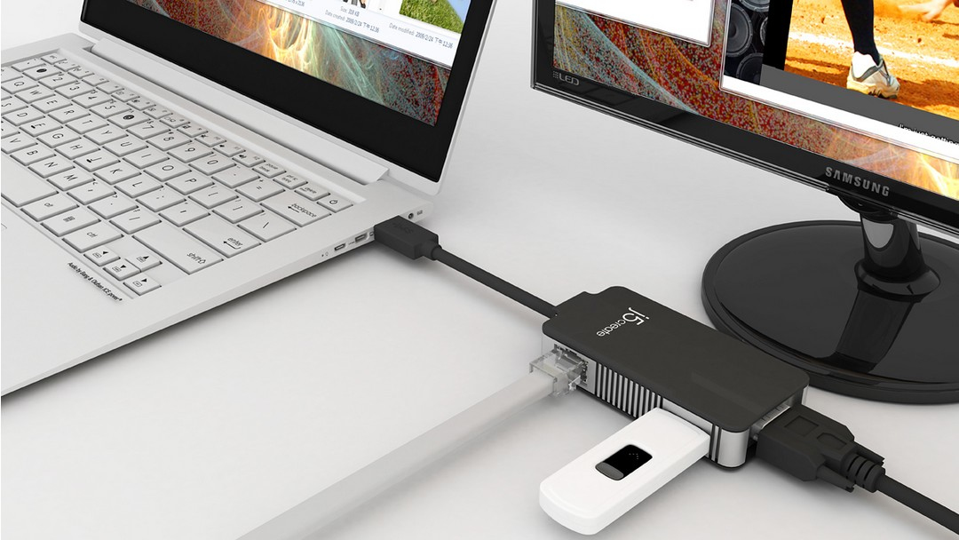 j5create JUA370 USB graphics adapter – image 7