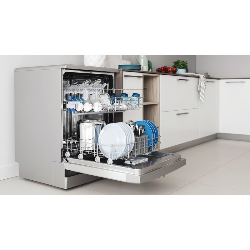 Indesit DFE 1B19 X UK – image 6