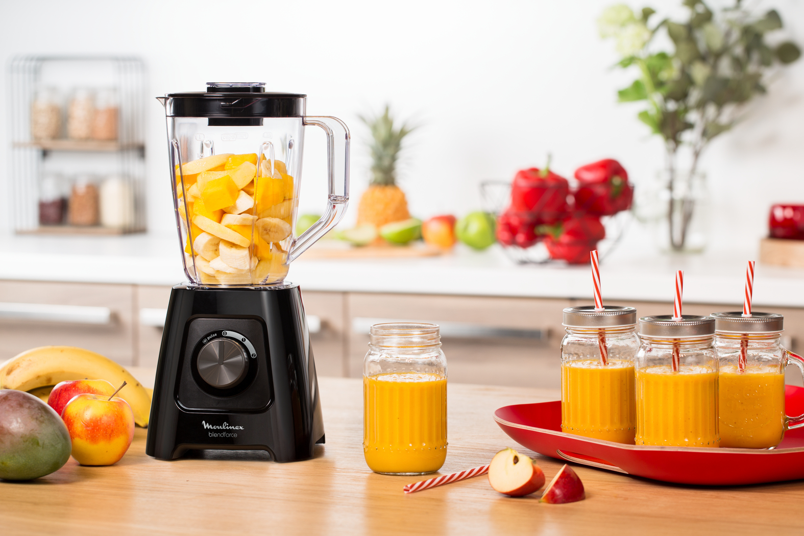 Moulinex LM425 1 L Tabletop blender 600 W Black – image 2