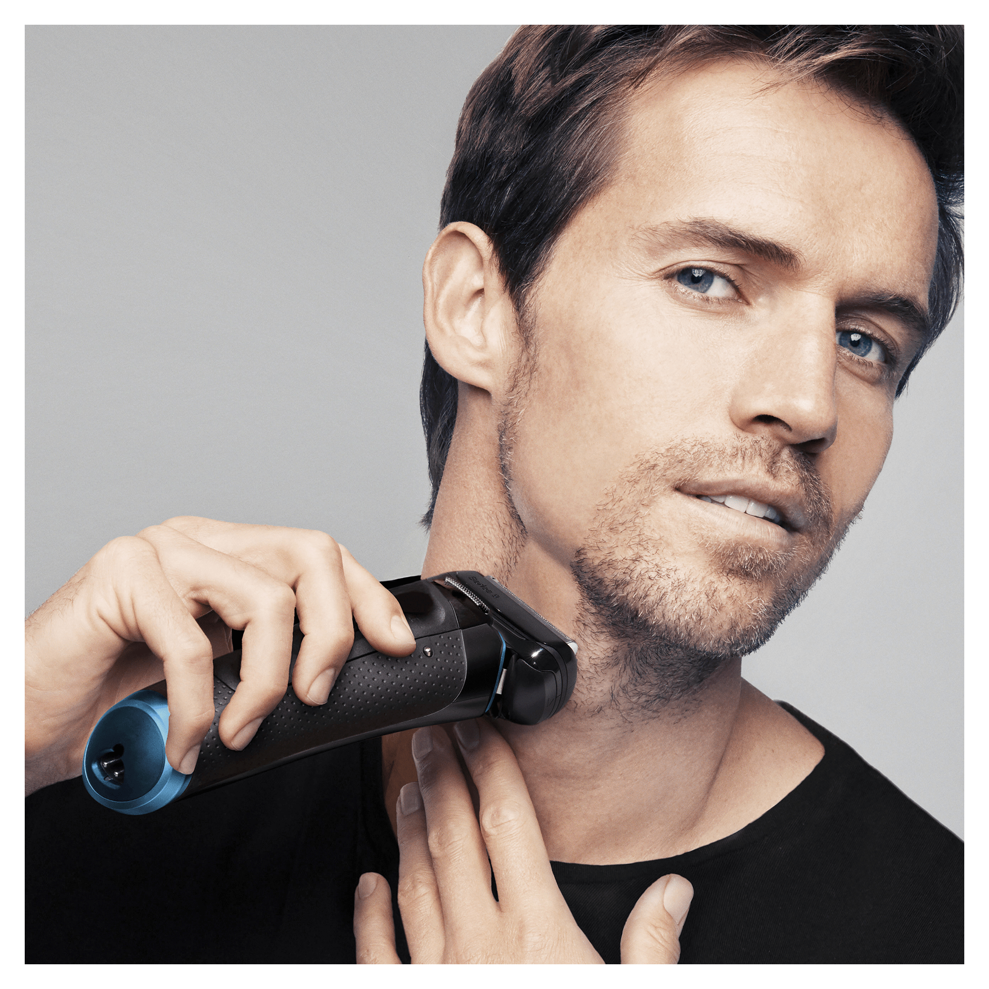 Braun Series 9 Electric Shaver for Men 9242s, Charging Stand and Travel Case - Black/Eloxal Blue – image 6