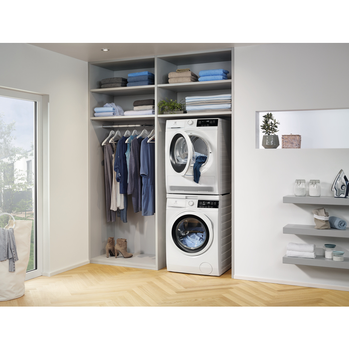 Electrolux EW8H358S tumble dryer Freestanding Front-load – image 2