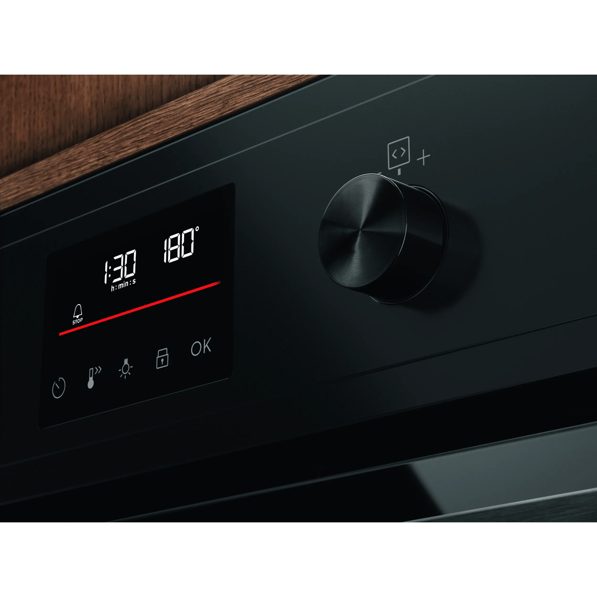 Electrolux O4PYF56H 72 L 3490 W Black – image 2