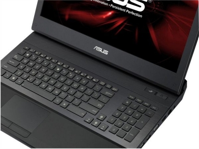 ASUS ROG G74SX-91333V Intel® Core™ i7 i7-2670QM Laptop – image 3