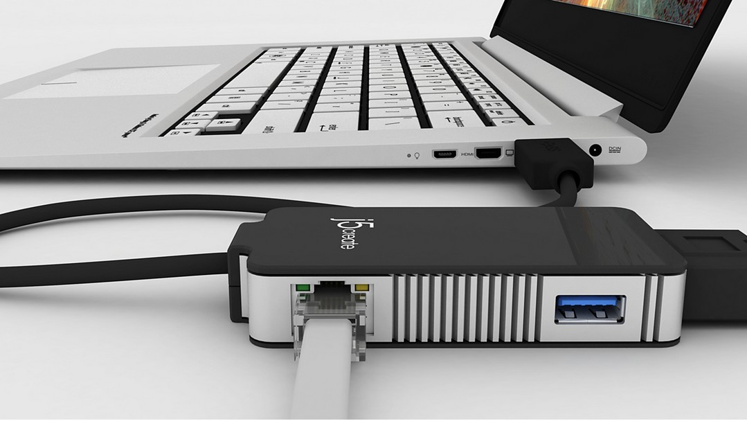 j5create JUA370 USB graphics adapter – image 6
