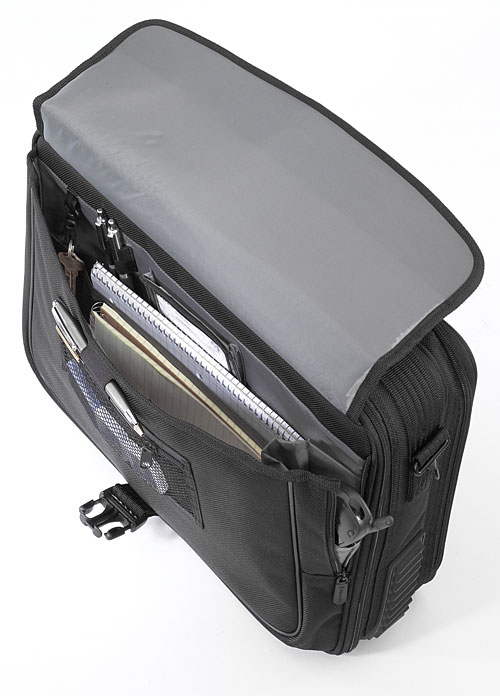Targus 17” Platinum Deluxe Laptop Case – image 2