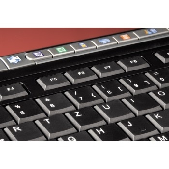 Hama "SL690" Slimline Keyboard – image 4