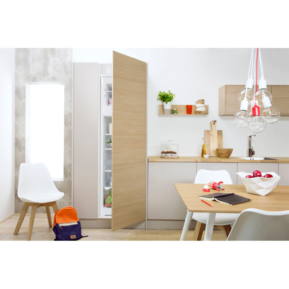 Indesit IN D 2412 — vue 1 sur 8