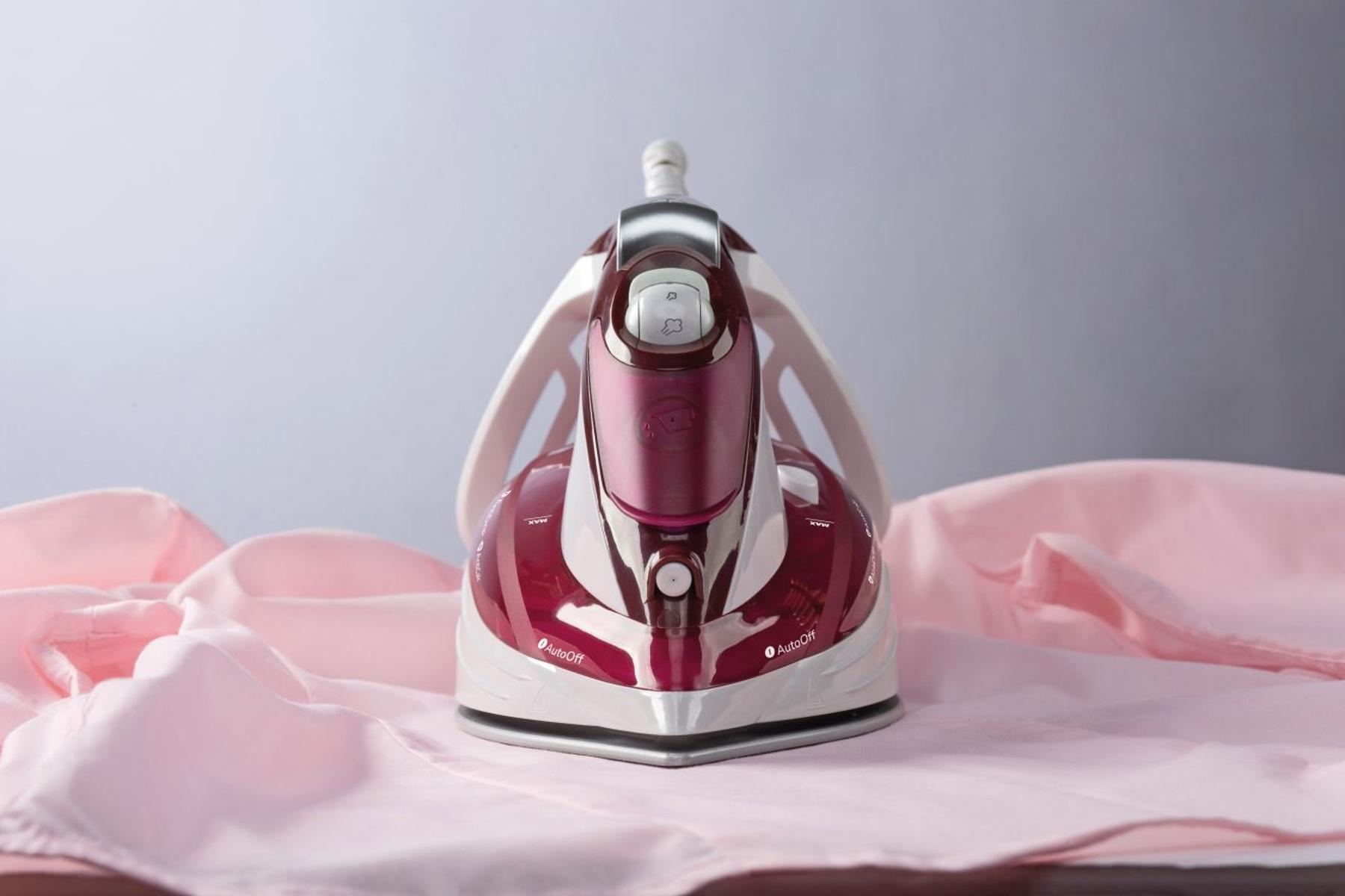 Gorenje SIH3000RBC Steam iron Ceramic soleplate – image 2