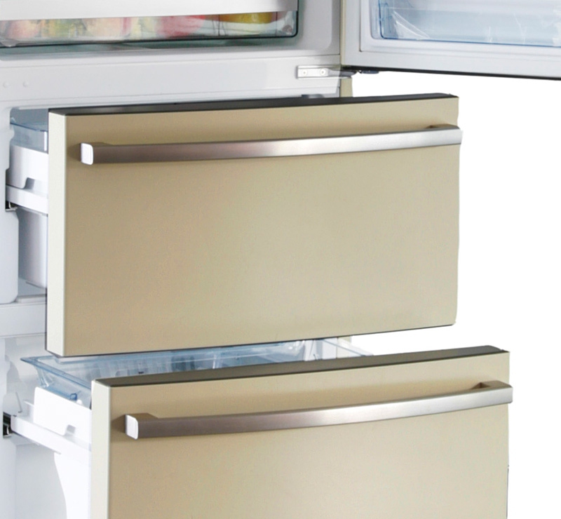 Haier AFL631CC fridge-freezer Freestanding – image 3