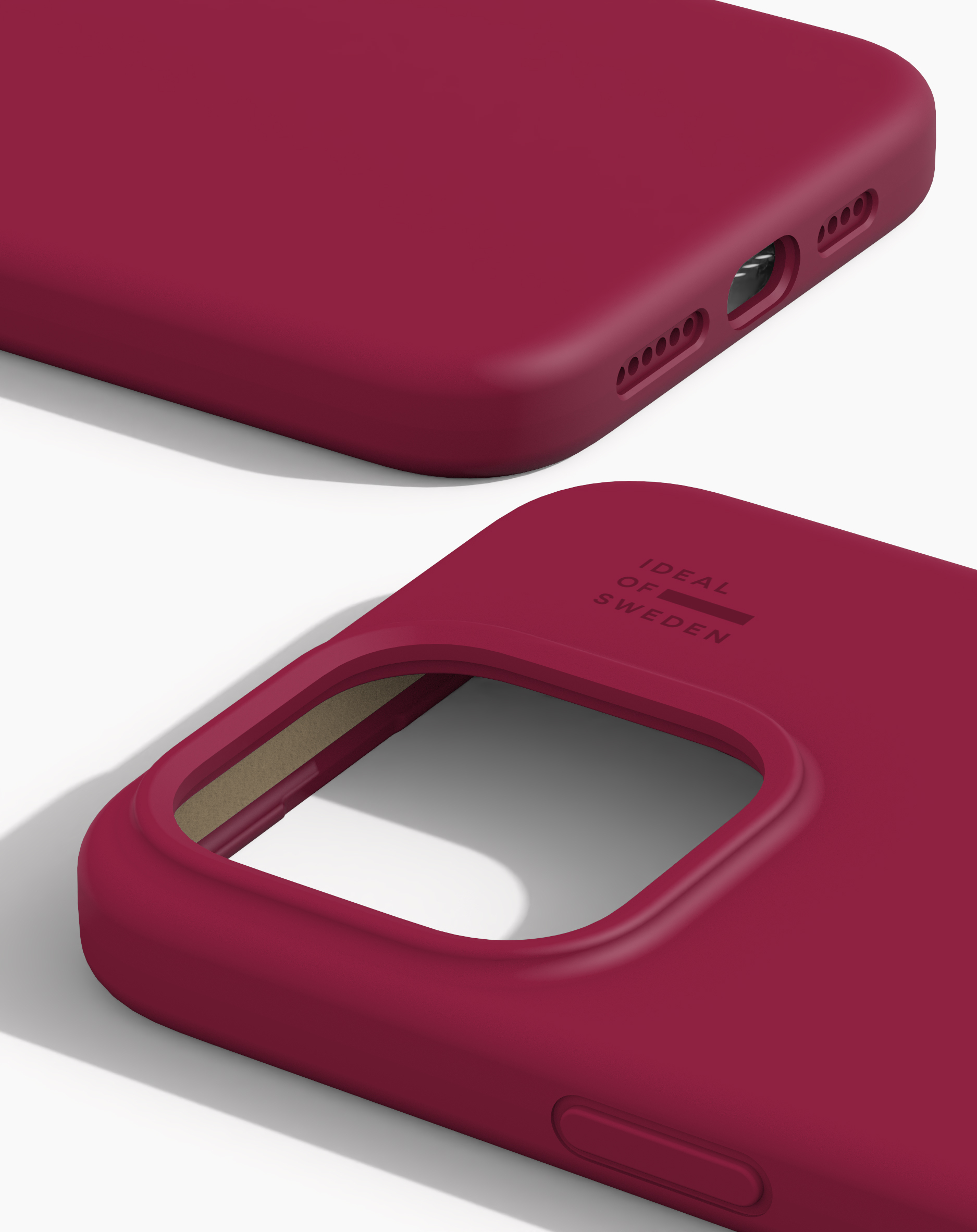 iDeal of Sweden Silicone Case iPhone 15 Pro Max Cranberry – image 2