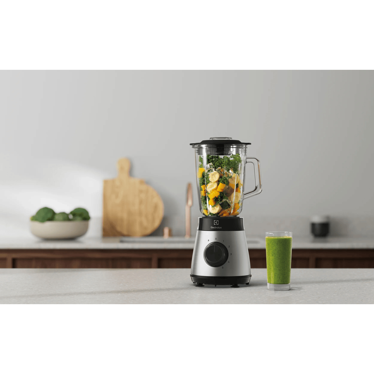 Electrolux E4TB1-6ST 1.5 L Immersion blender 800 W Stainless steel – image 2