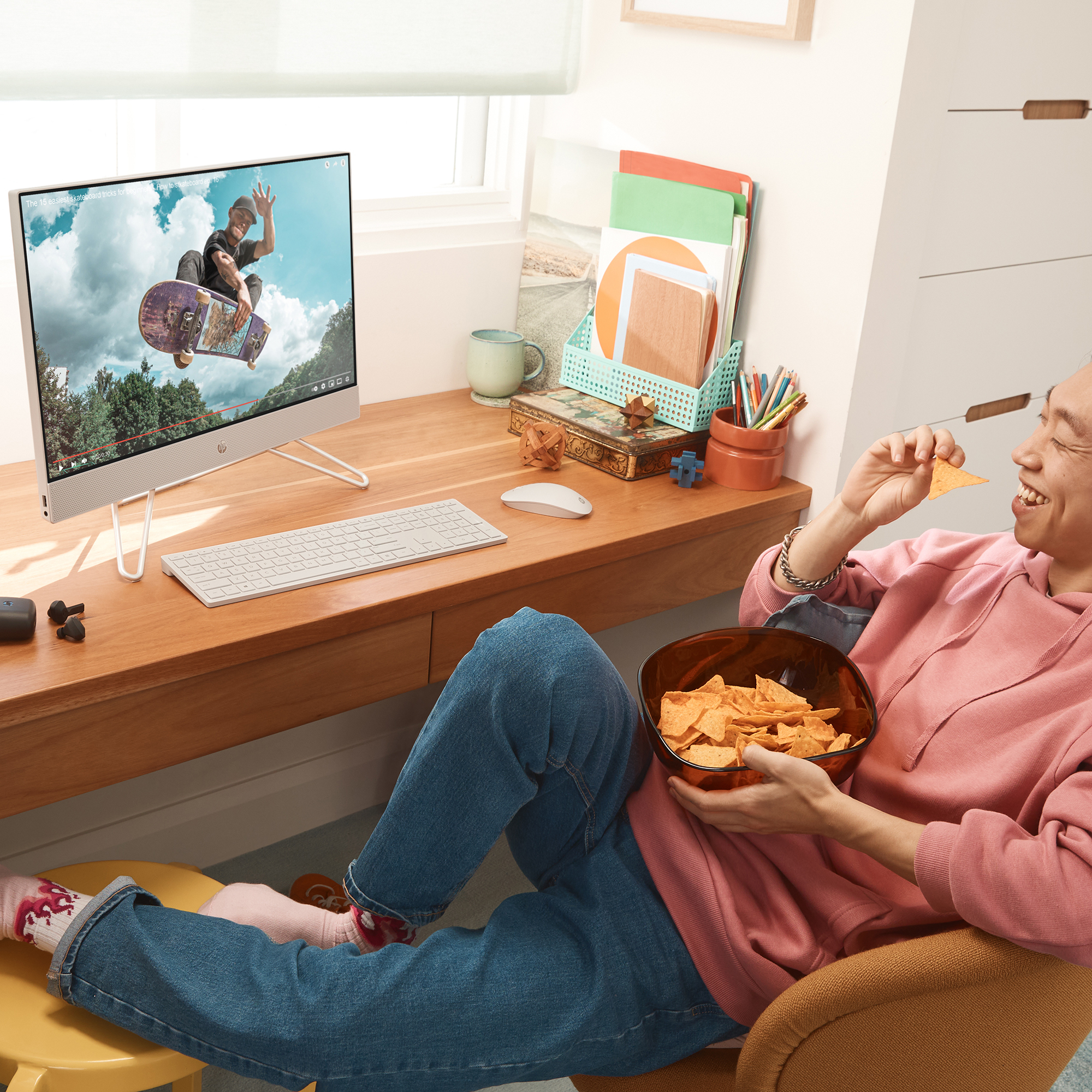 HP 24-cb1008na Intel® Core™ i3 i3-1215U 60.5 cm (23.8″) 1920 x 1080 pixels All-in-One PC 4 GB DDR4-SDRAM 256 GB SSD Windows 11 Home Wi-Fi 5 (802.11ac) White image 7