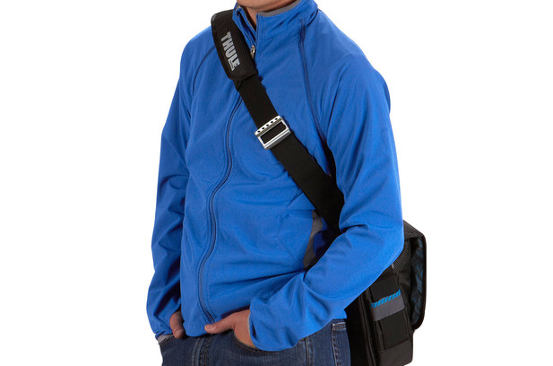 Thule Crossover 12L – image 6