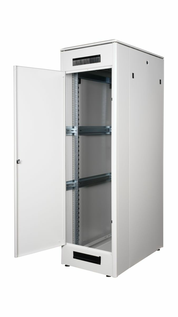 Equip Dynamic Flex 19' Cabinet, 42U – image 3
