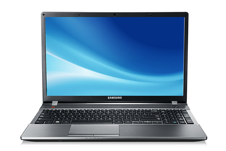 Samsung 5 550P5C-S03RU Intel® Core™ i7 i7-3630QM Laptop – image 1