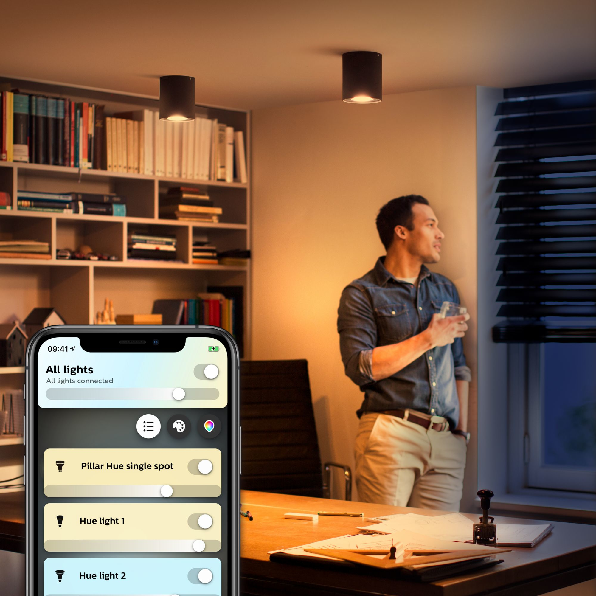 Philips by Signify Philips Hue White ambience Pillar single spotlight ext. – image 6
