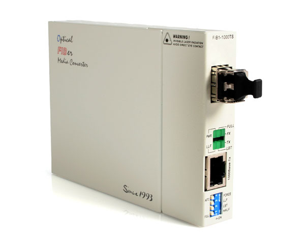 StarTech.com Gigabit RJ45 to Multi-Mode LC Fiber Media Converter