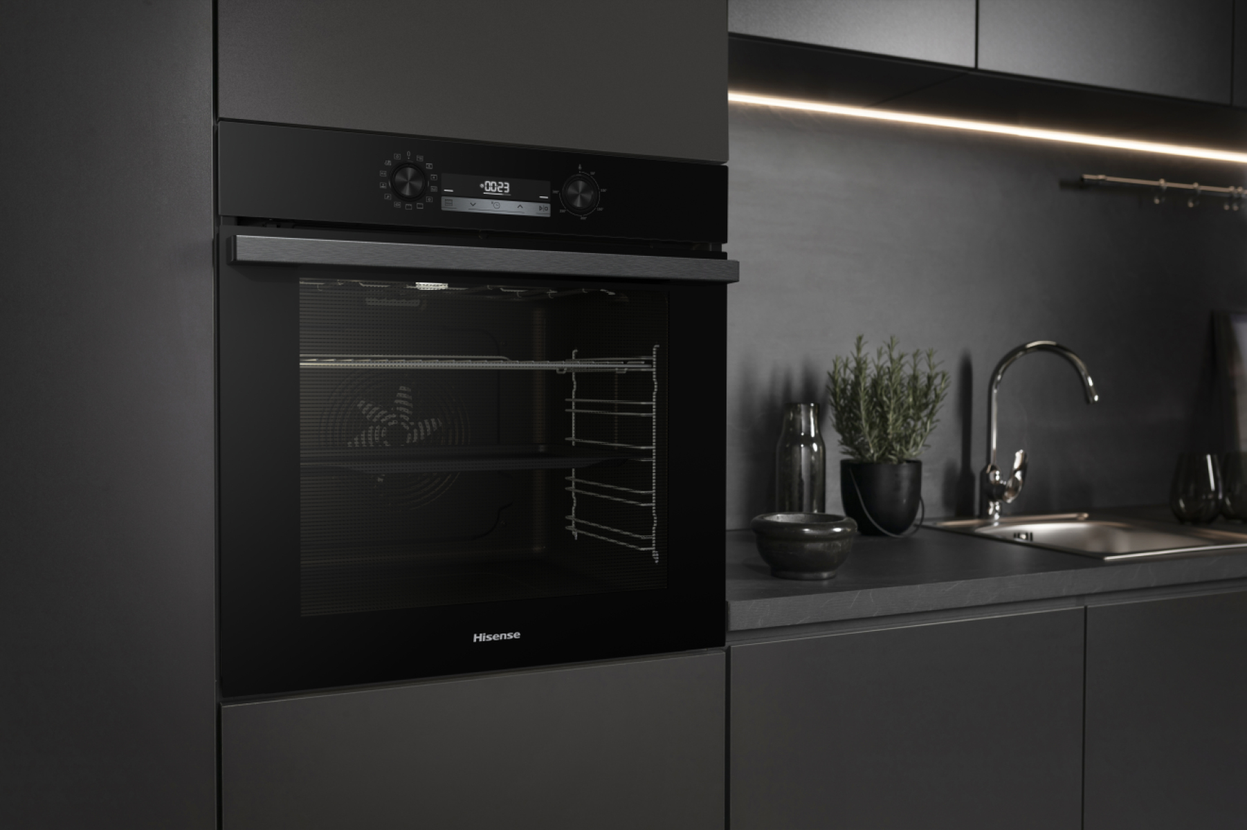 Hisense BI64221PB oven – image 9