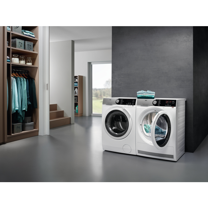 AEG T8DED844E tumble dryer Built-in Front-load – image 5