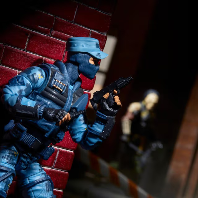 Resim Hasbro G.I. Joe Classified Series Jason «Shockwave» Faria 105 Oyuncak Figür