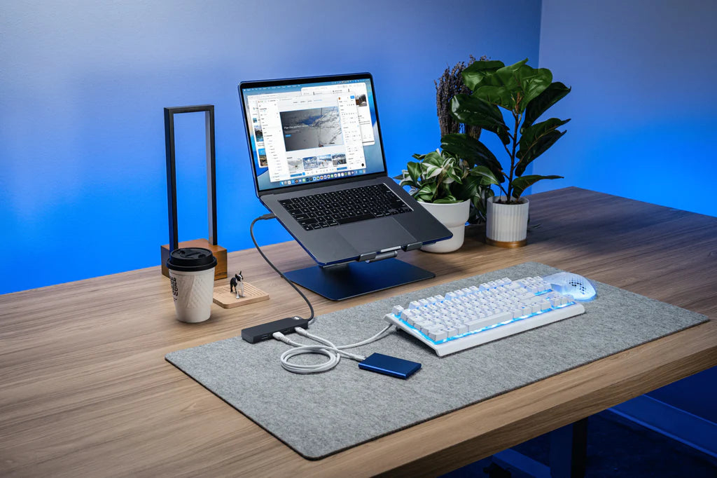 Targus HyperDrive Flex 4 Port USB-C Combo Hub – image 7