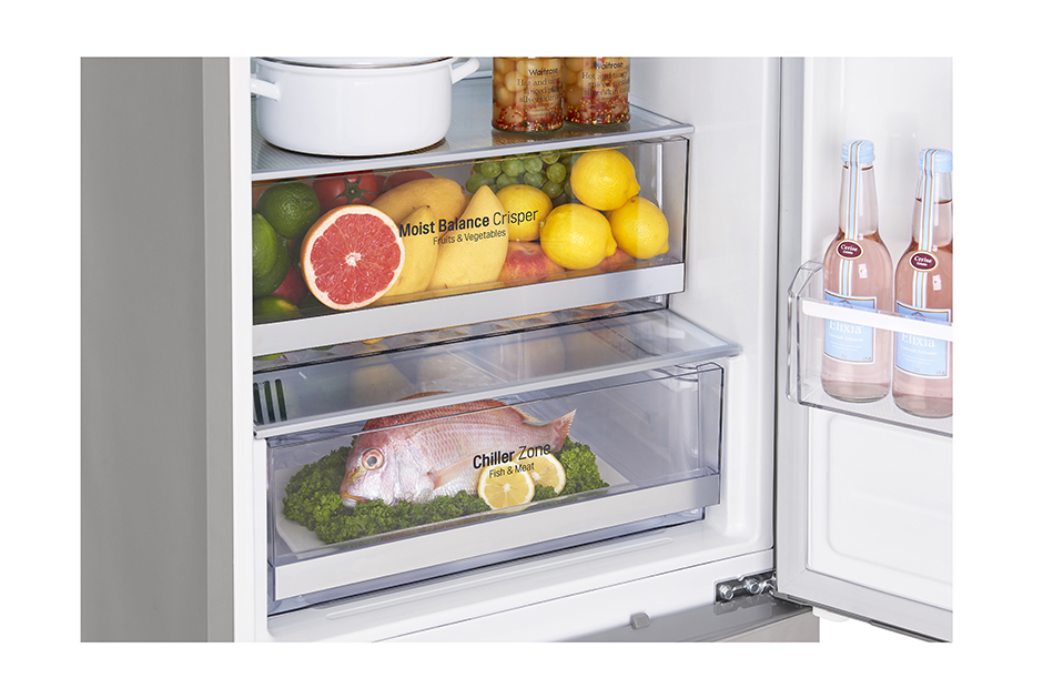 LG GBB60NSGFE fridge-freezer Freestanding – image 5