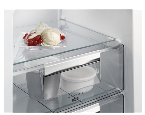 AEG SCB819E8TS fridge-freezer Built-in – image 4