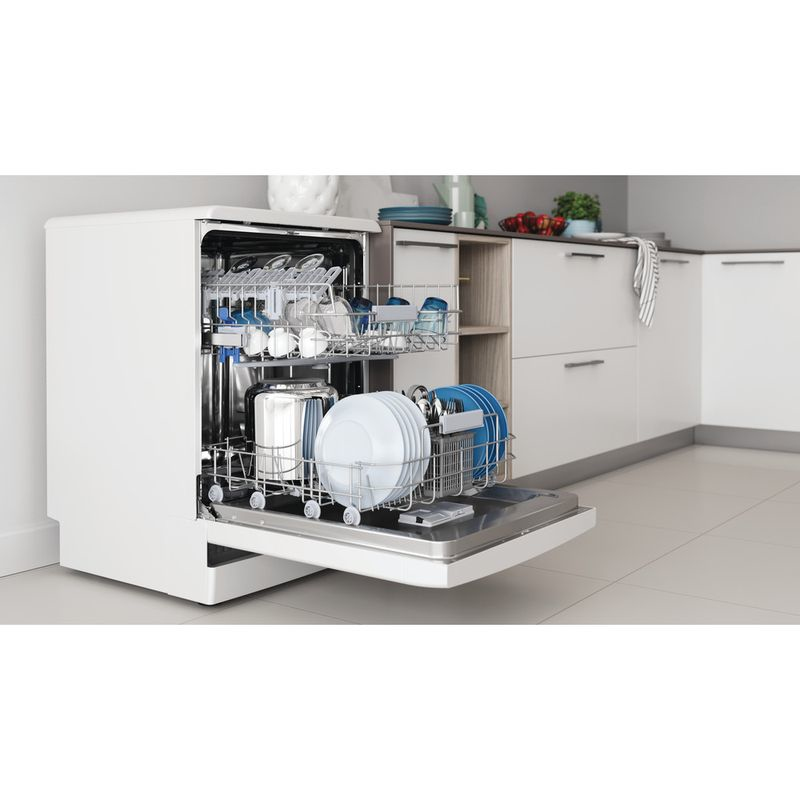 Indesit DFC 2B+16 UK – image 7