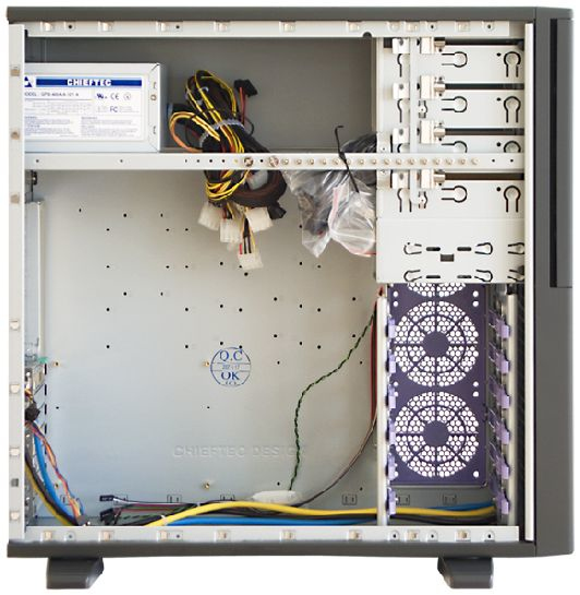 Chieftec Mediumtower Uni 400W ATX/EATX Black – image 2