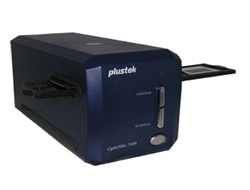 Plustek OpticFilm 7400 Film/slide scanner – image 1