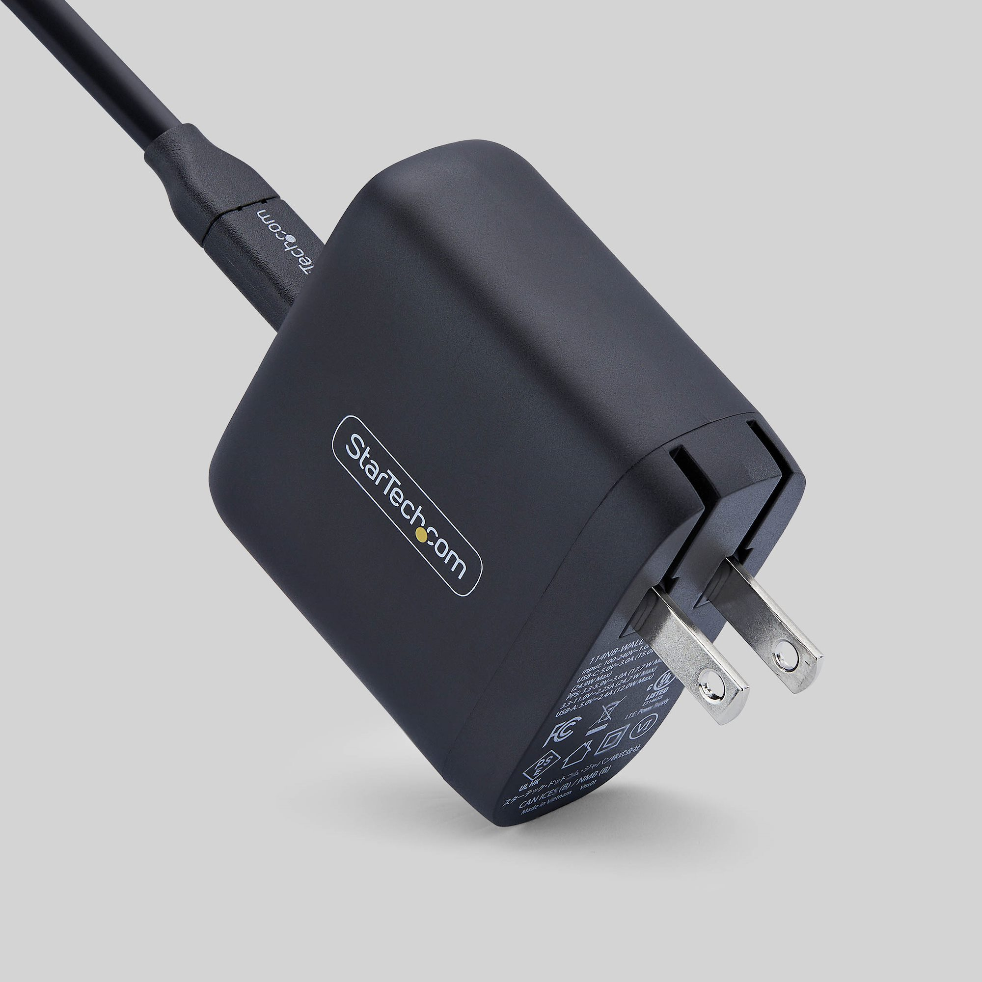 StarTech.com 37W USB-C & USB-A Wall Charger, Portable Charger with USB Power Delivery Fast Charging – image 6