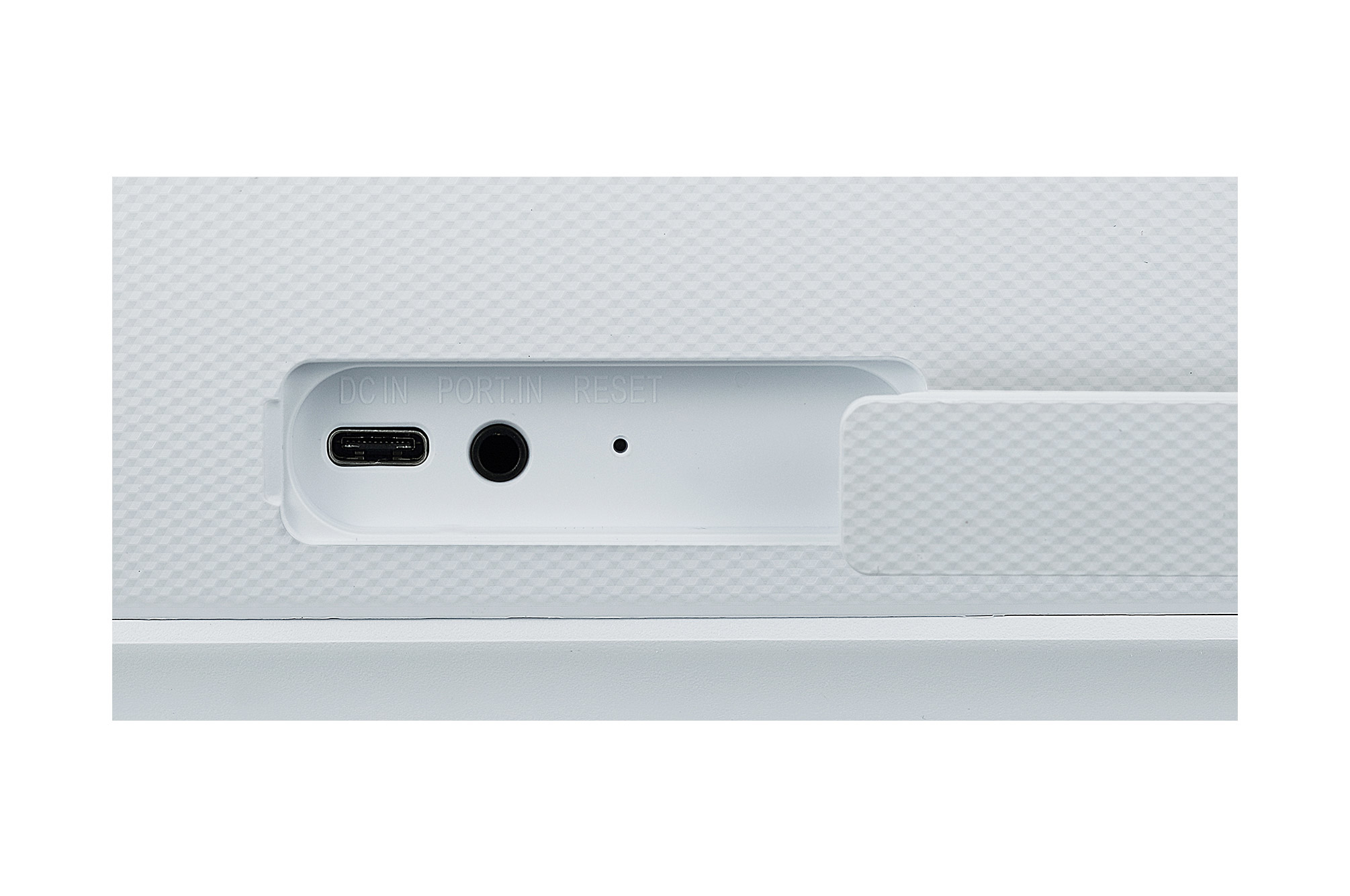 LG XBOOM Stereo portable speaker White 16 W image 12
