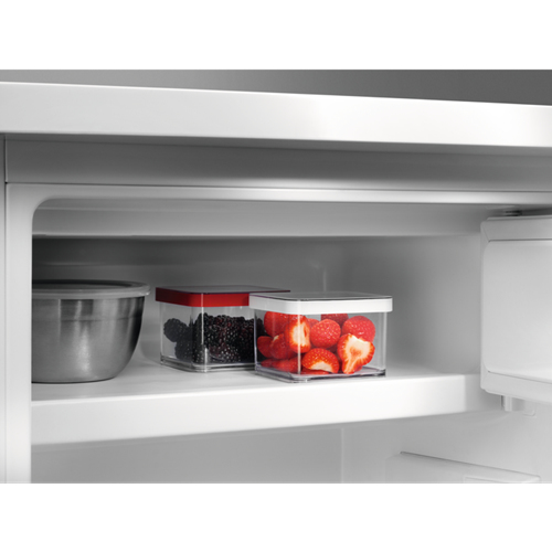 AEG RTB411F1AW combi-fridge Built-in – image 3